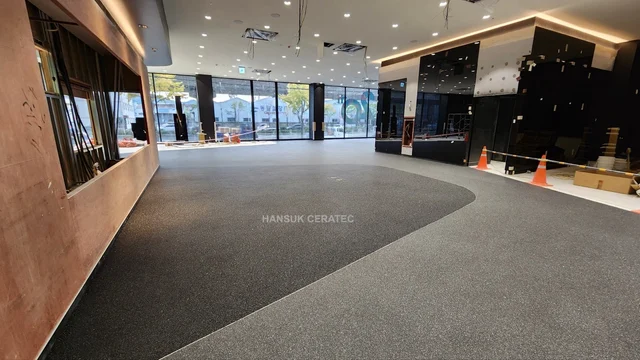 부산 감전동 한성 벤츠전시장 스톤카펫 Natural Stone (콩자갈수지) 포장 시공 사진