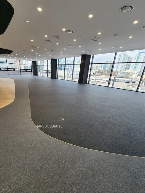벤츠 춘천전시장 스톤카펫 Natural Stone (콩자갈수지) 포장 시공 사진