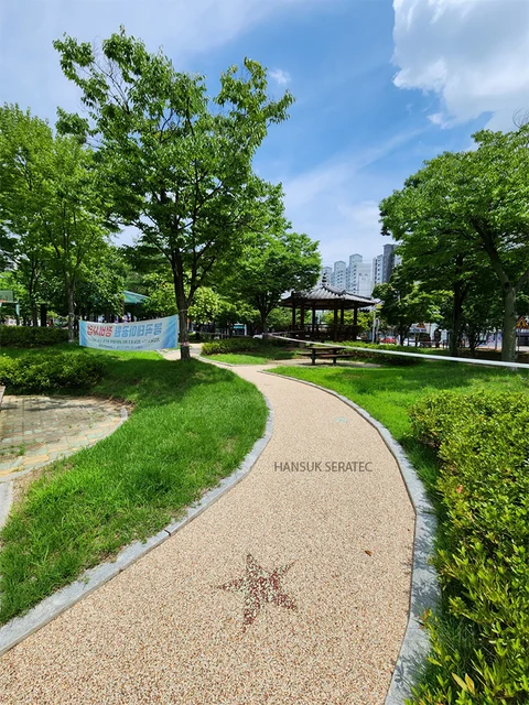 구미 봉곡테마공원 스톤카펫 Natural Stone (콩자갈수지) 포장 시공 사진