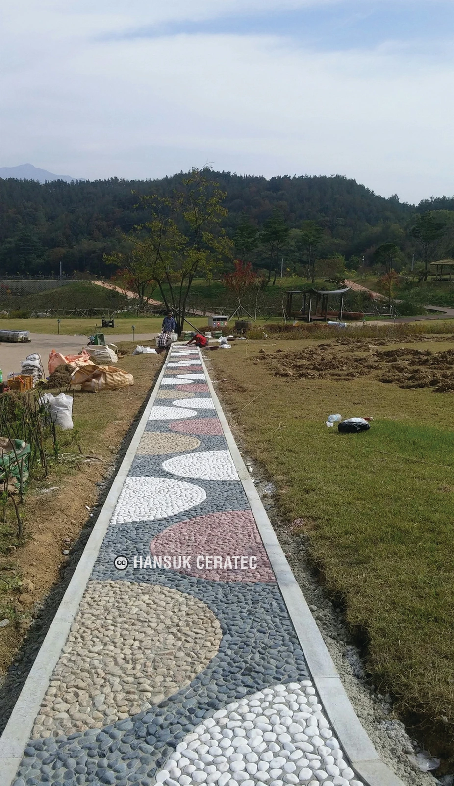 무주 태권도원 건강지압보도 (해미석심기) 시공 사진 4/5