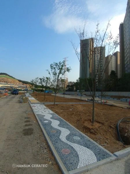 경기도 광주 태전동 택지개발현장 건강지압보도 (해미석심기) 시공 사진 5/6