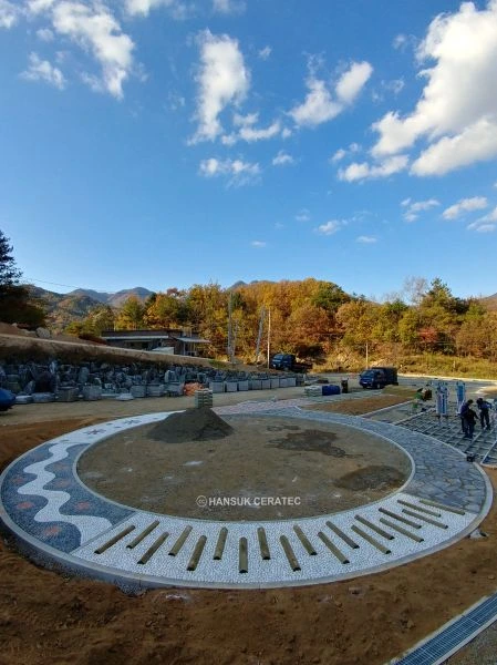 강원도 홍천 내촌면 현장 건강지압보도 (해미석심기) 시공 사진 6/6