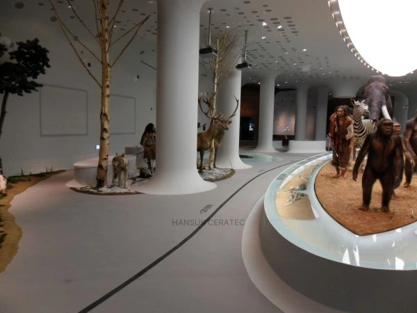 연천선사박물관전시관바닥칼라스톤포장 스톤카펫 Color Stone (멘트·규사·세라믹) 포장 시공 사진 5/7