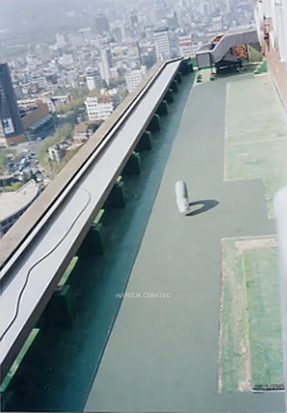 서울 신라호텔옥상 칼라포장 스톤카펫 Color Stone (멘트·규사·세라믹) 포장 시공 사진 2/2