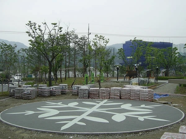서판교 스톤카펫 Natural Stone (콩자갈수지) 포장 시공 사진 5/5