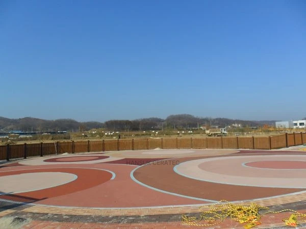임진강하수처라장내칼라스톤(콩자갈)포장 스톤카펫 Natural Stone (콩자갈수지) 포장 시공 사진 2/6