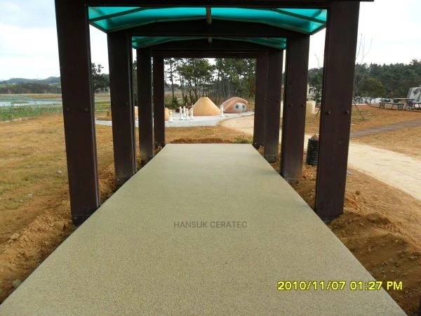 해남공룡박물관칼라스톤(콩자갈)포장 스톤카펫 Natural Stone (콩자갈수지) 포장 시공 사진 8/12