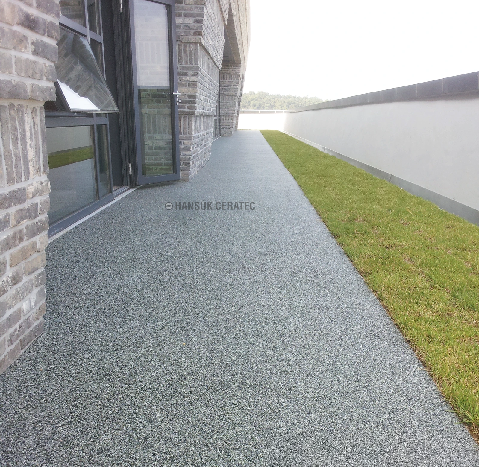 충주 중원 역사 박물관 스톤카펫 Natural Stone (콩자갈수지) 포장 시공 사진 3/3