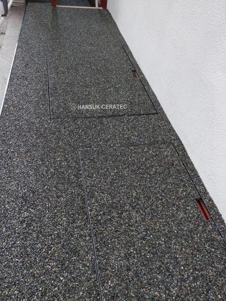 마포 사진협회빌딩 스톤카펫 Natural Stone (콩자갈수지) 포장 시공 사진 4/4