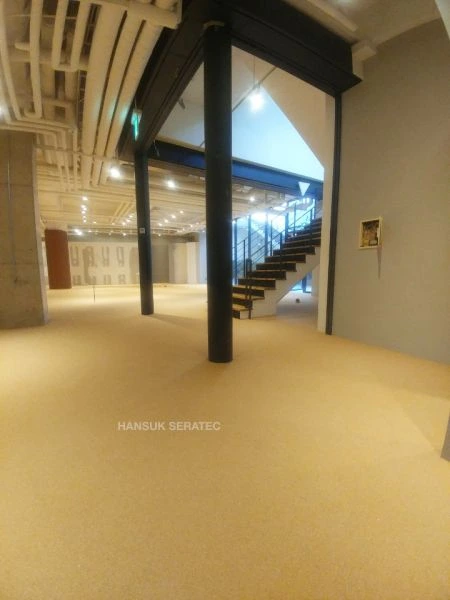 광주광역시 상가 스톤카펫 Natural Stone (콩자갈수지) 포장 시공 사진 3/4