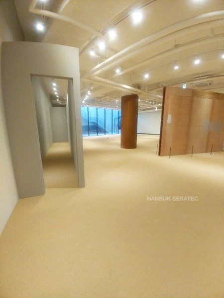 광주광역시 상가 스톤카펫 Natural Stone (콩자갈수지) 포장 시공 사진 4/4