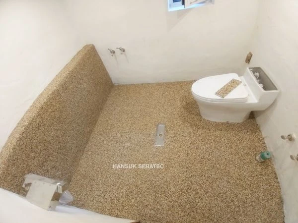 자연스럽게 촬영현장 스톤카펫 Natural Stone (콩자갈수지) 포장 시공 사진 2/4