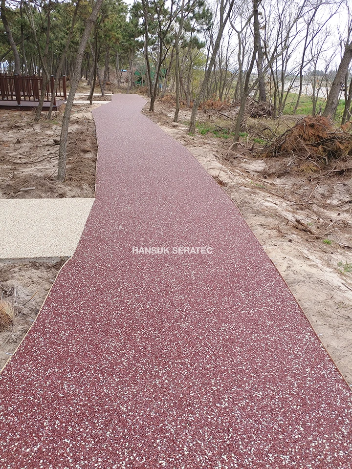 무안 낙지공원 스톤카펫 Natural Stone (콩자갈수지) 포장 시공 사진 3/6