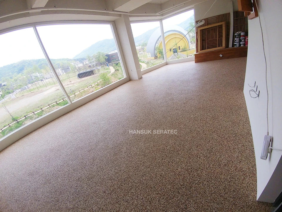 이천 도자예술촌 카페 스톤카펫 Natural Stone (콩자갈수지) 포장 시공 사진 2/2