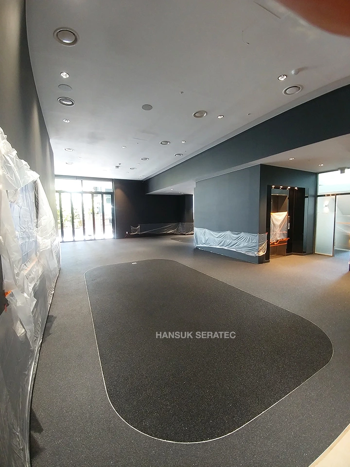 강남 벤츠전시장 스톤카펫 Natural Stone (콩자갈수지) 포장 시공 사진 4/4