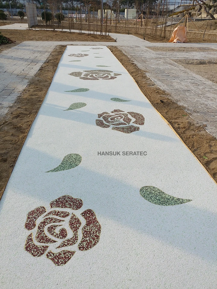 전남곡성 섬진강 기차마을 스톤카펫 Natural Stone (콩자갈수지) 포장 시공 사진 2/4