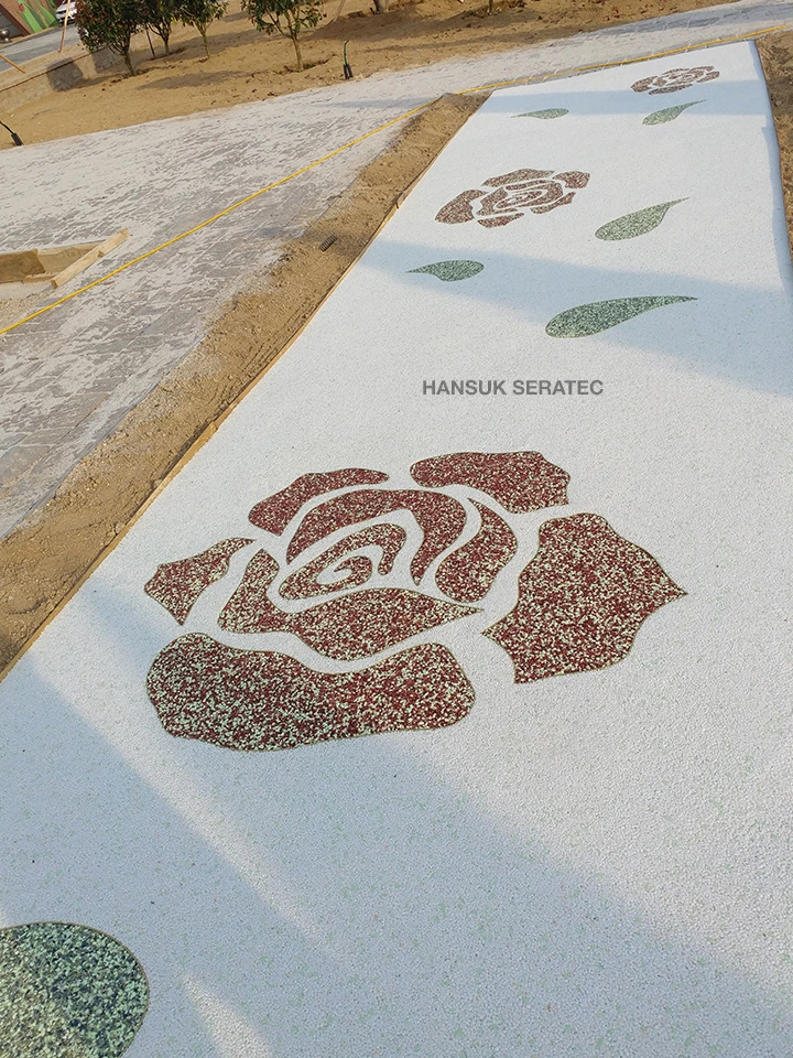 전남곡성 섬진강 기차마을 스톤카펫 Natural Stone (콩자갈수지) 포장 시공 사진 4/4