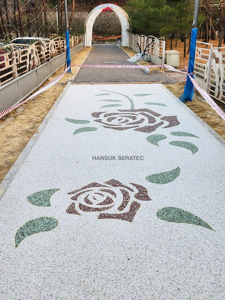 포항 장미테마로드 스톤카펫 Natural Stone (콩자갈수지) 포장 시공 사진 2/3