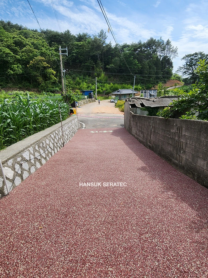 순천 유룡마을 스톤카펫 Natural Stone (콩자갈수지) 포장 시공 사진 2/2