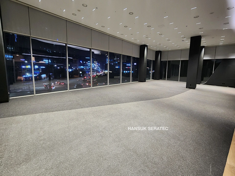 광교수지 벤츠전시장 리모델링 스톤카펫 Natural Stone (콩자갈수지) 포장 시공 사진 4/4