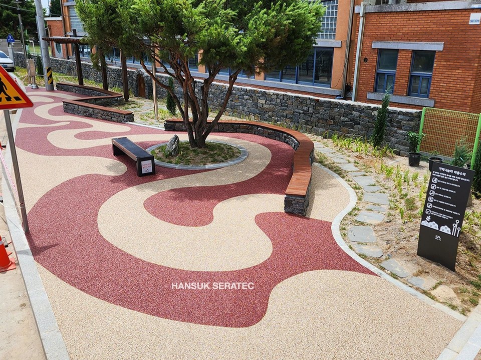 서산 해미읍성 세계성지순례길조성 공사 스톤카펫 Natural Stone (콩자갈수지) 포장 시공 사진 2/3