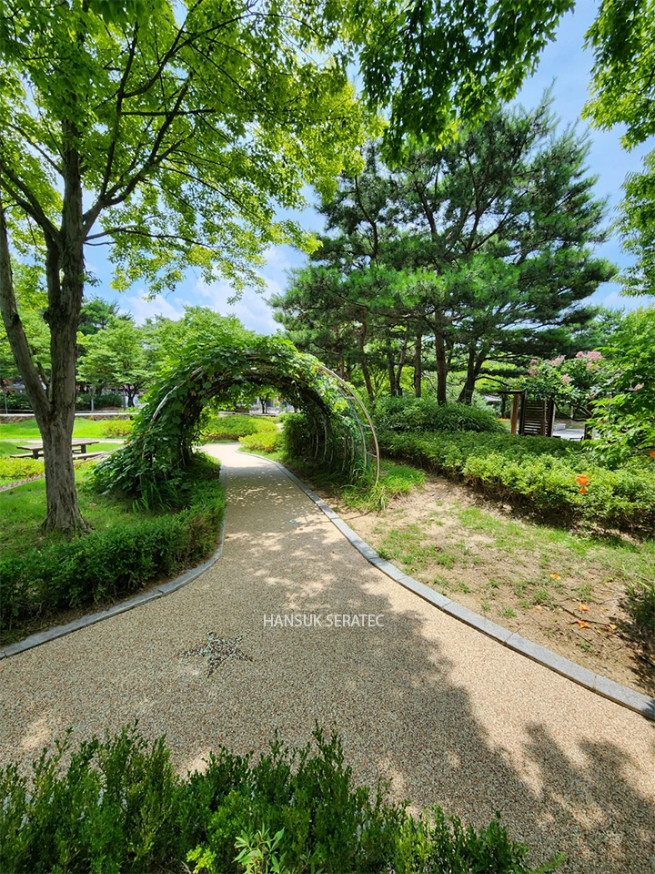 구미 봉곡테마공원 스톤카펫 Natural Stone (콩자갈수지) 포장 시공 사진 12/23