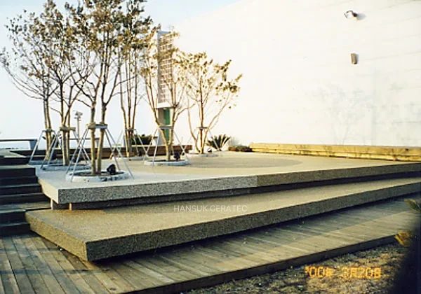 제주 현대해상사옥 옥상포장 스톤카펫 Natural Stone (콩자갈수지) 포장 시공 사진 2/2